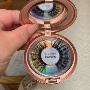 False Women’s Eyelashes